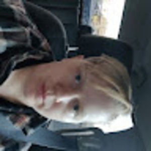 Meet your Posher, Rebekah